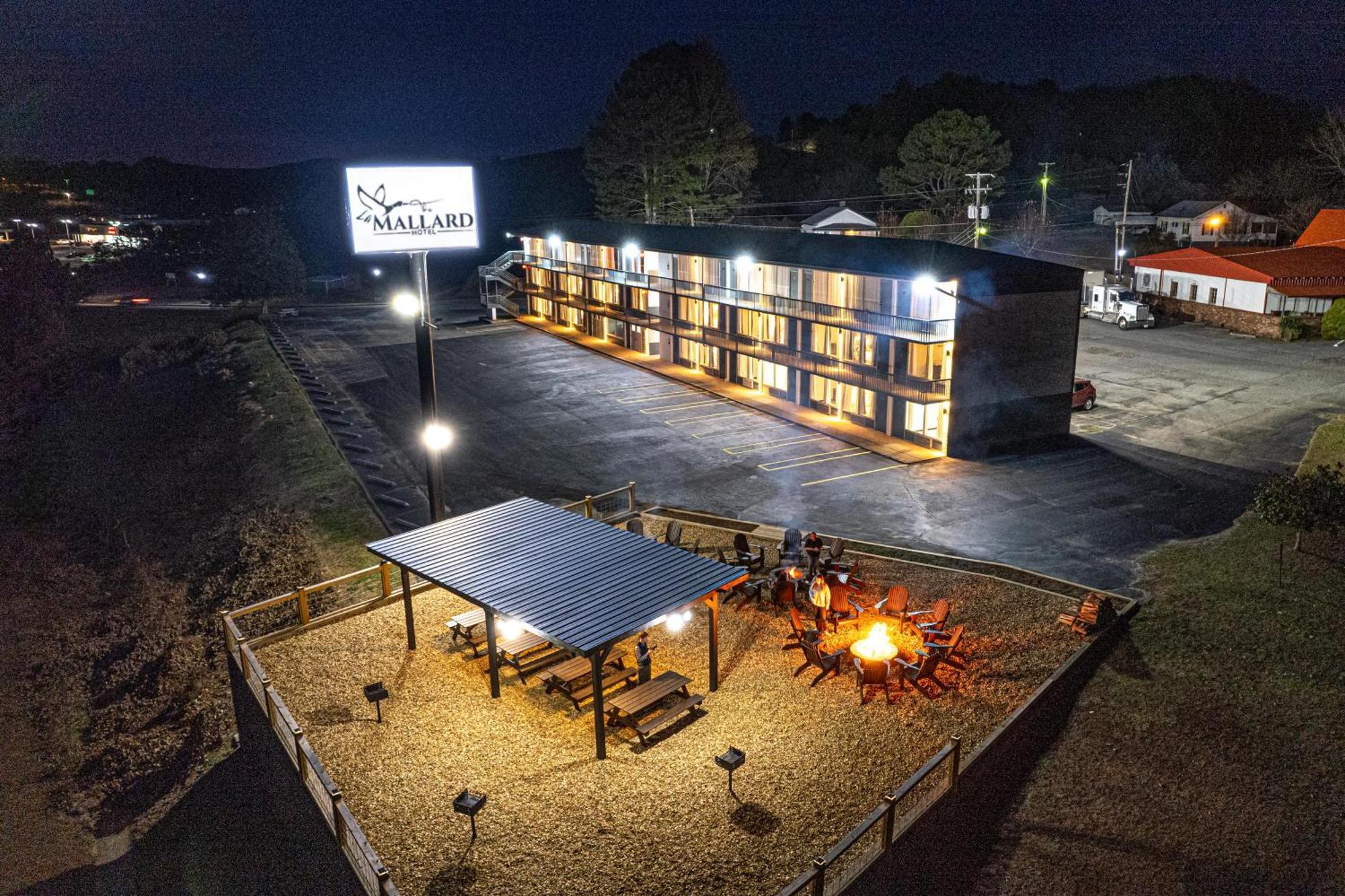 The Mallard Hotel & Suites Copperhill 外观 照片